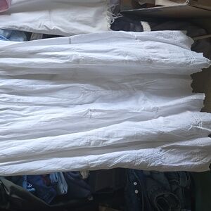 Papillon ful skirt 100% cotton size 18 x 37